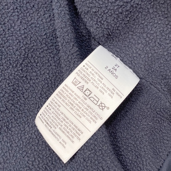 Old Navy Unisex Water Resistant Puffer Winter Vest Size 2T - Picture 10 of 10